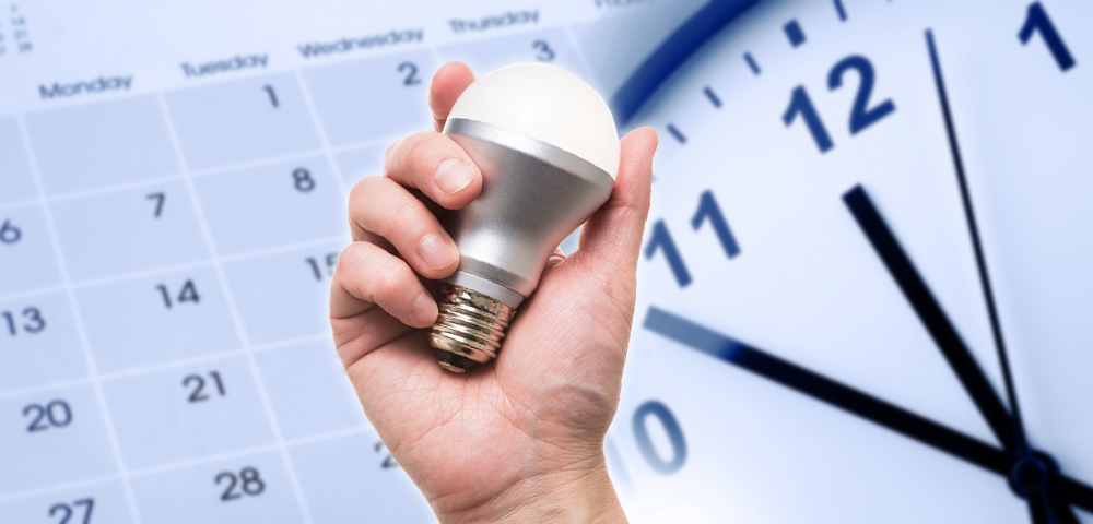 LED照明は交換なしで何年使える？蛍光灯や白熱電球との違いを解説