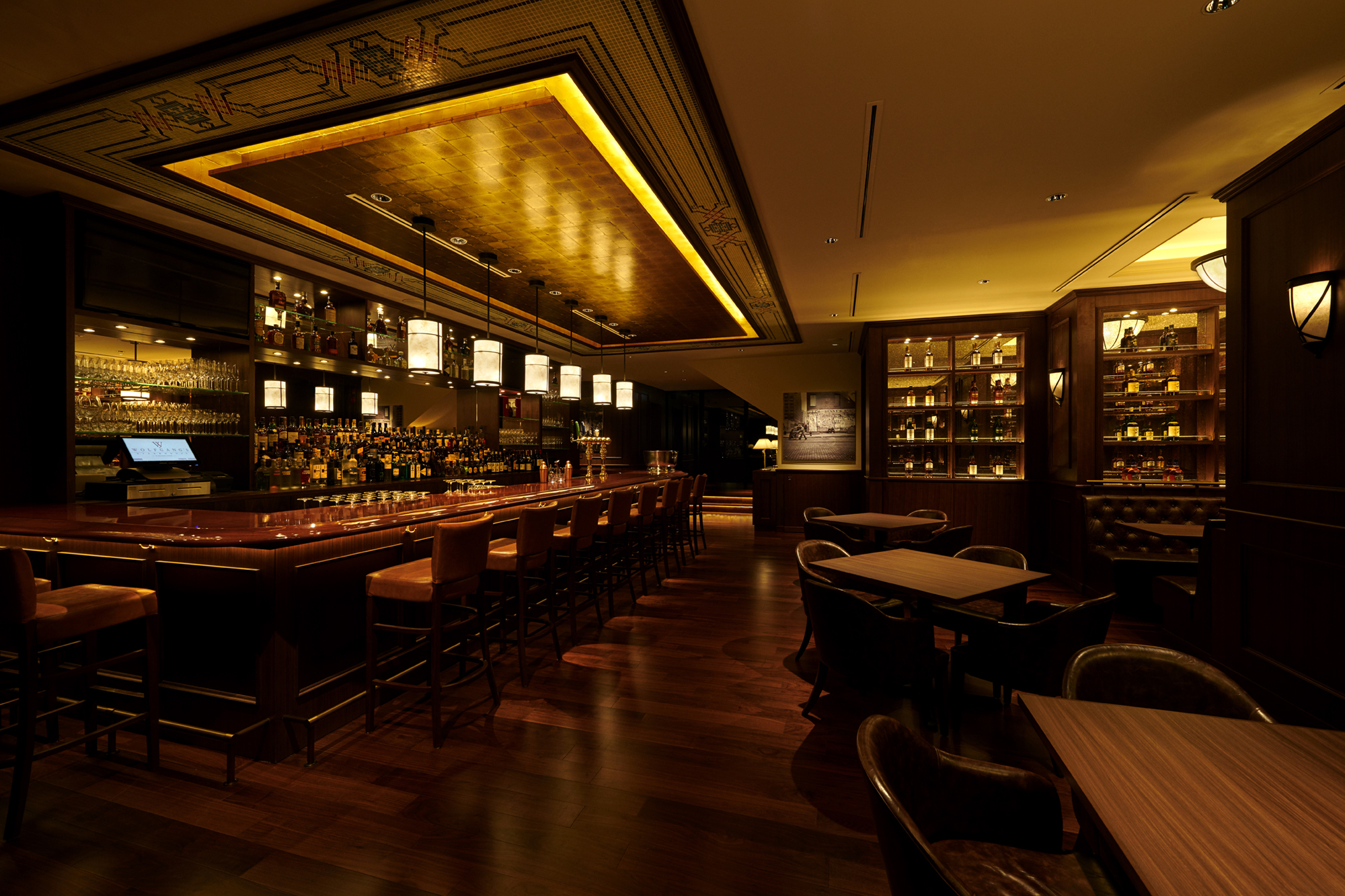 Wolfgang’s Steakhouse by Wolfgang Zwiener（撮影：NOMURA DESIGN & ENGRG. (S) PTE LTD）